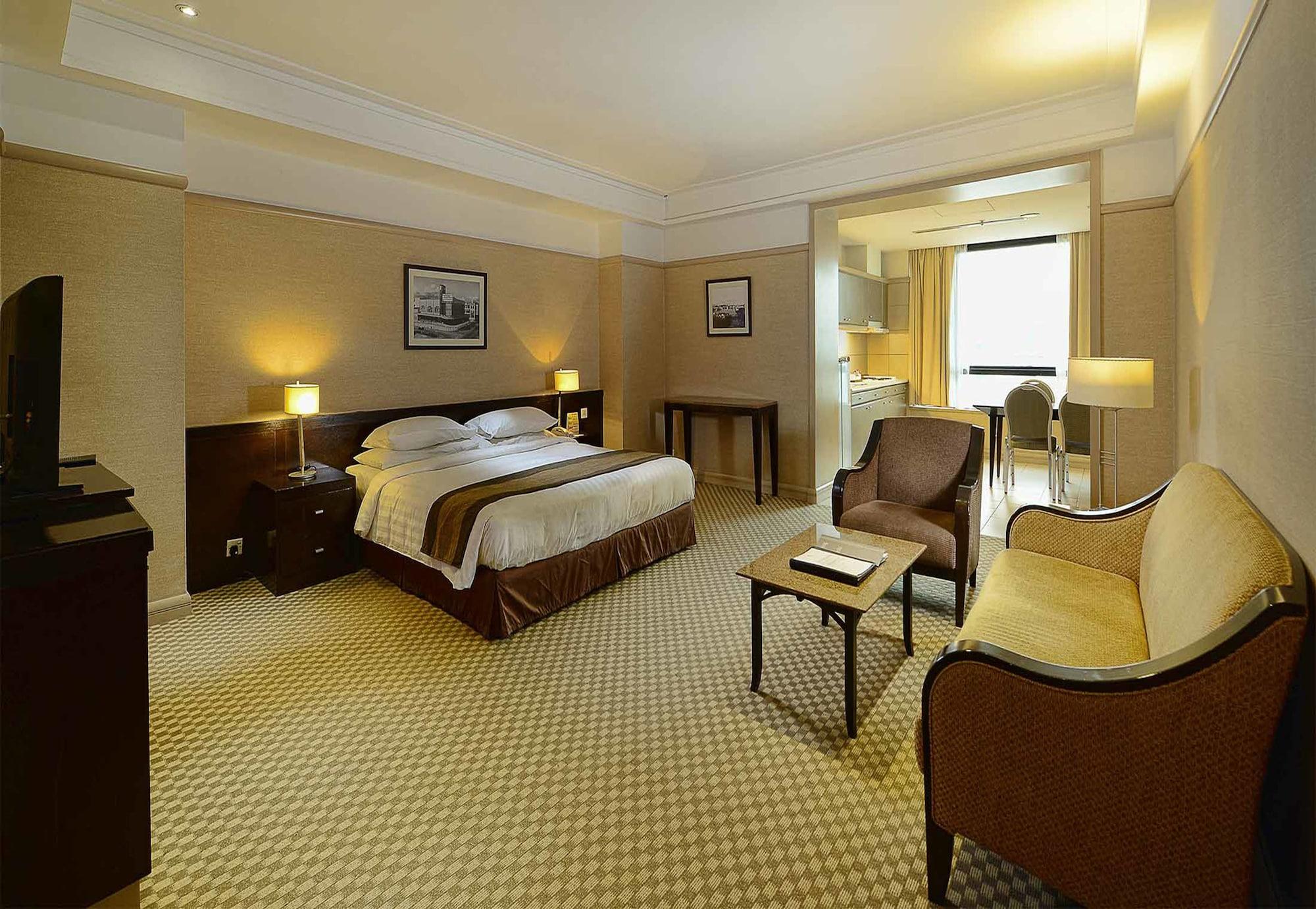 Pacific Regency Hotel Suites Kuala Lumpur Ngoại thất bức ảnh A room at the hotel