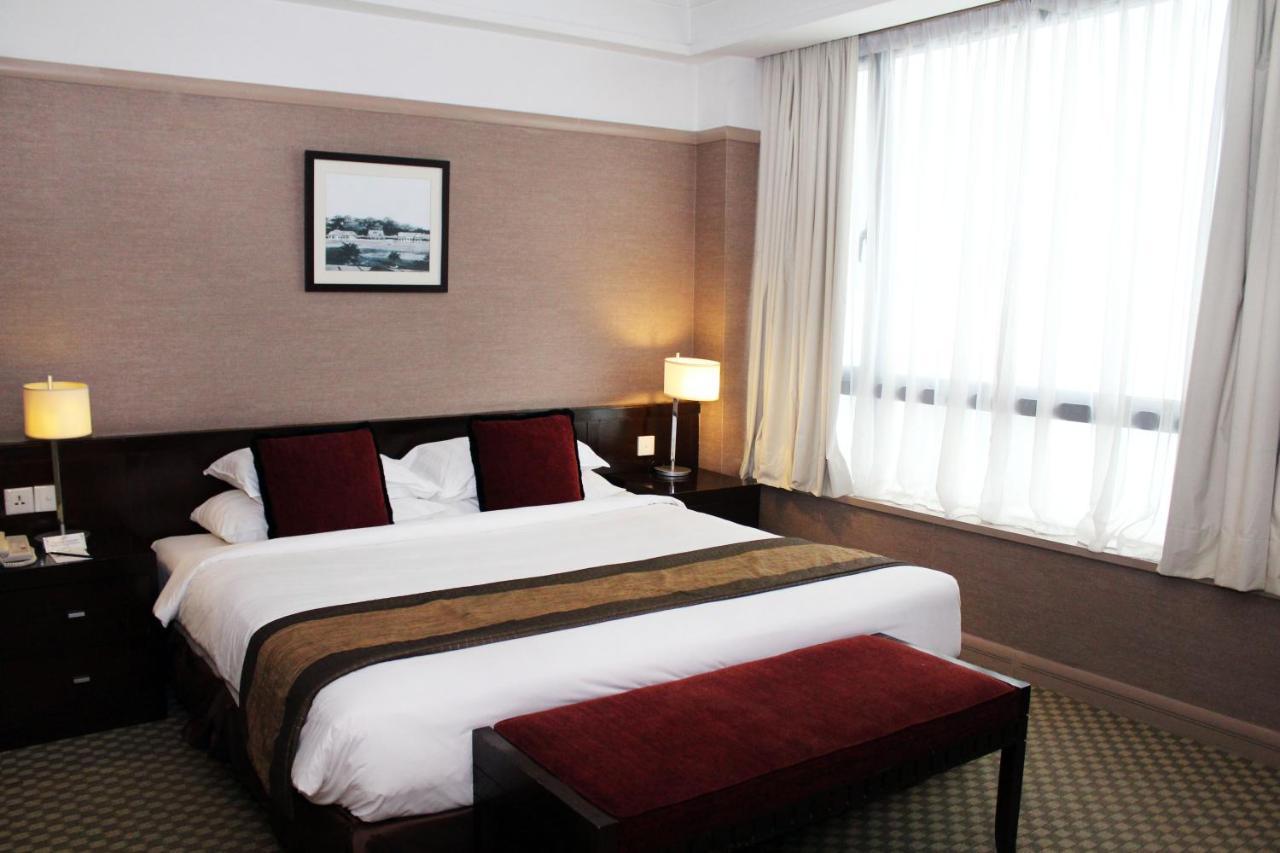 Pacific Regency Hotel Suites Kuala Lumpur Ngoại thất bức ảnh A bedroom at the hotel